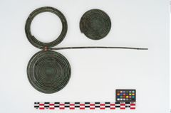 Foto von Bronzedoppelspiralnadel (NHMW-PRAE-002301)